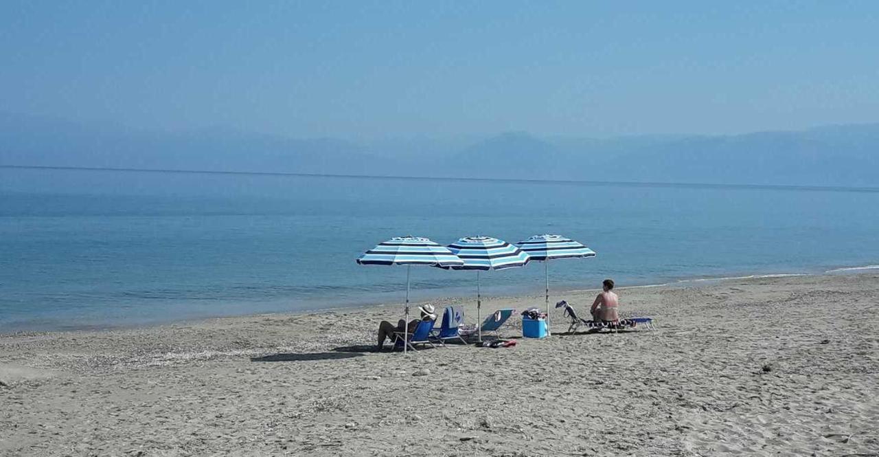 Elli Beach Apartments And Studios Almiros Beach エクステリア 写真