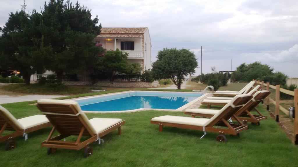 Elli Beach Apartments And Studios Almiros Beach 部屋 写真