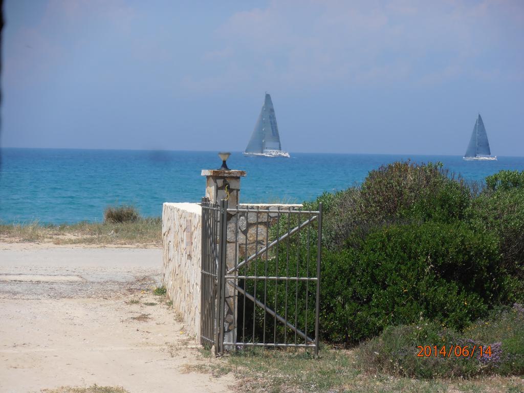 Elli Beach Apartments And Studios Almiros Beach エクステリア 写真